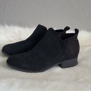 Tom's black suede canvas ankle boots booties women size 8